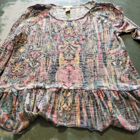 Sundance ruffle bottom southwest multicolored shirt sz large - Picture 1 of 3